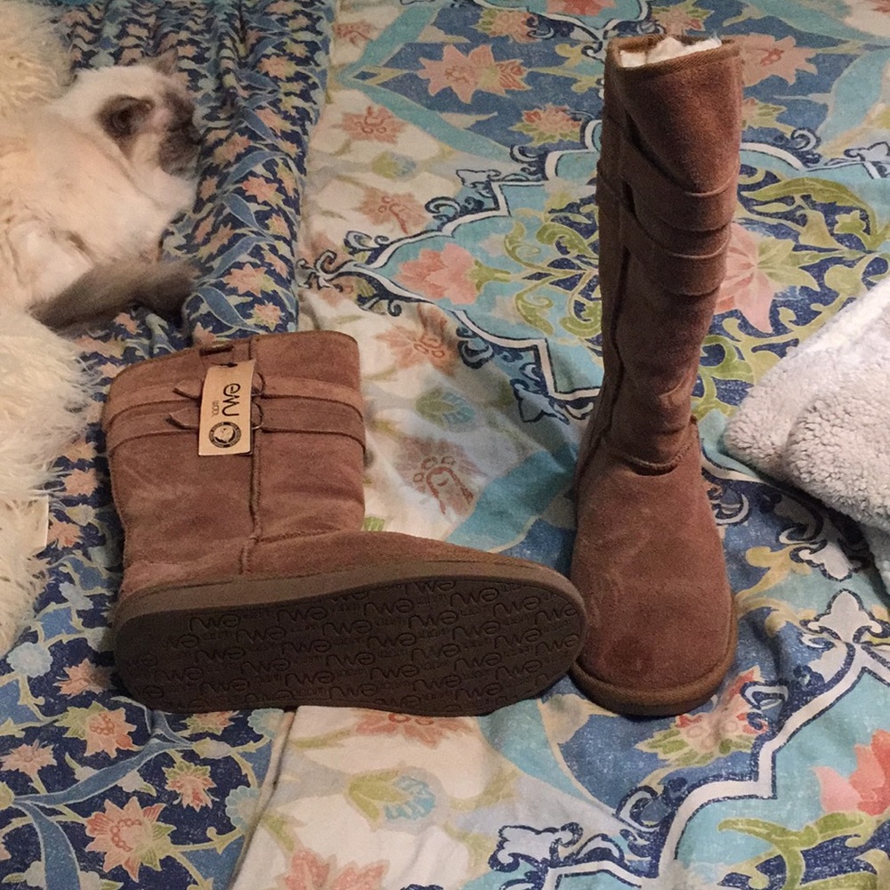 Emu boots almost perfect condition